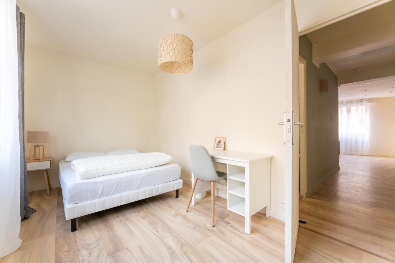 Le Classique - Appartement Elegant & Lumineux En Centre-Ville Douai Luaran gambar
